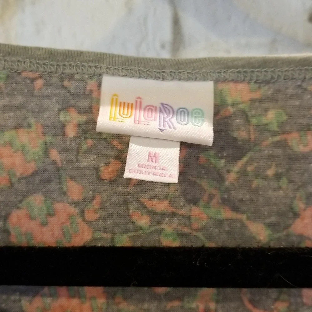 Lularoe Tunic- high/low top - Picture 3 of 6